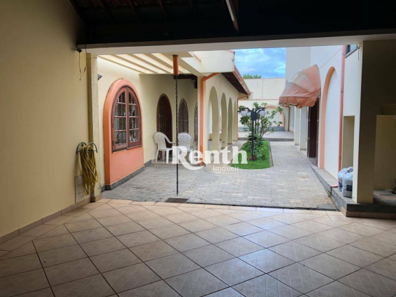 Imagem Casa com 5 Quartos à Venda ou Locação, 398 m² em Saúde - Rio Claro Imagem Casa com 5 Quartos à Venda ou Locação, 398 m² em Saúde - Rio Claro