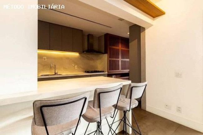 Imagem Imóvel com 2 Quartos à Venda, 121 m² em Pinheiros - São Paulo Imagem Imóvel com 2 Quartos à Venda, 121 m² em Pinheiros - São Paulo