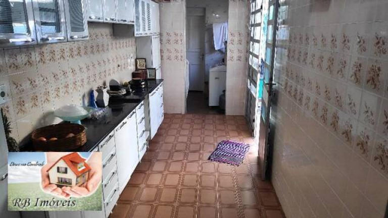 Imagem Casa com 4 Quartos à Venda, 210 m² em Vila Linda!!! - Santo André Imagem Casa com 4 Quartos à Venda, 210 m² em Vila Linda!!! - Santo André