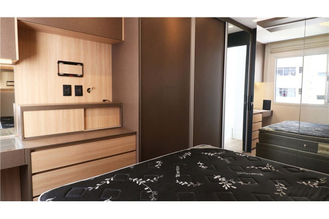 Imagem Imóvel com 2 Quartos à Venda, em Pinheiros - São Paulo Imagem Imóvel com 2 Quartos à Venda, em Pinheiros - São Paulo