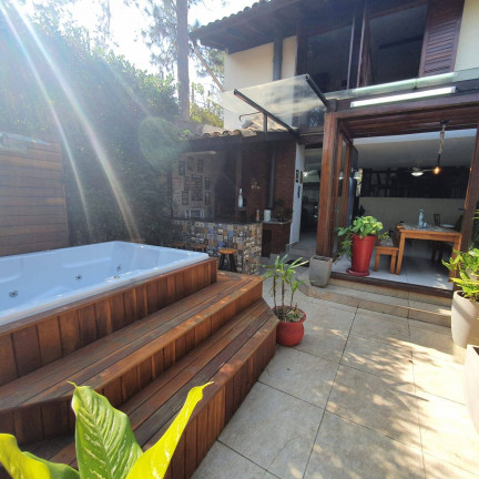 Imagem Casa com 3 Quartos à Venda, 180 m² em Alphaville - Santana De Parnaíba Imagem Casa com 3 Quartos à Venda, 180 m² em Alphaville - Santana De Parnaíba