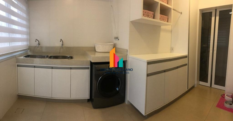Imagem Casa com 3 Quartos à Venda, 405 m² em Caxambu - Jundiaí