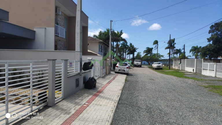 Imagem Casa com 3 Quartos à Venda, 79 m² em Pinheiros - Balneário Barra Do Sul Imagem Casa com 3 Quartos à Venda, 79 m² em Pinheiros - Balneário Barra Do Sul