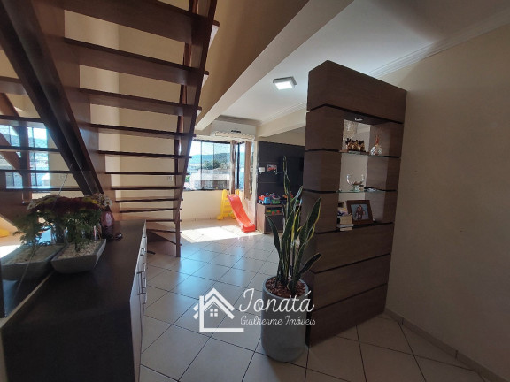 Imagem Imóvel com 3 Quartos à Venda, 140 m² em Centro - Feliz Imagem Imóvel com 3 Quartos à Venda, 140 m² em Centro - Feliz