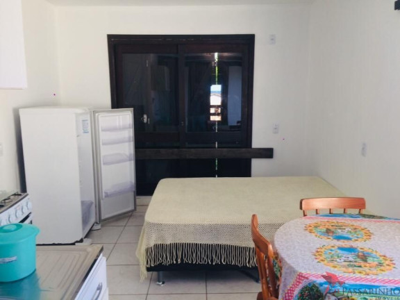 Imagem Imóvel com 21 Quartos à Venda, 300 m² em Praia Da Cal - Torres Imagem Imóvel com 21 Quartos à Venda, 300 m² em Praia Da Cal - Torres