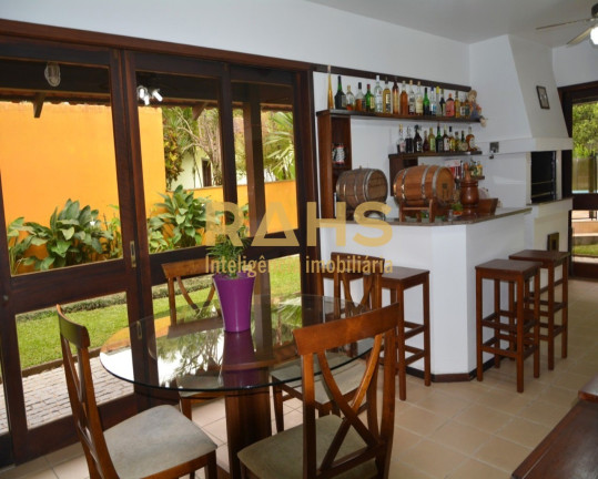 Imagem Casa de Condomínio com 4 Quartos à Venda, 460 m² em Saguaçu - Joinville