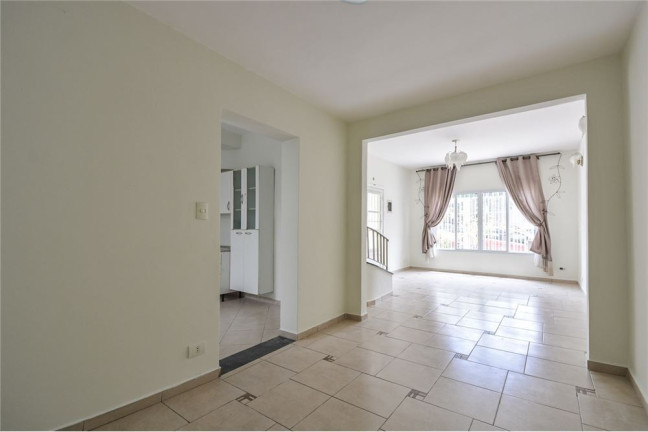 Imagem Casa com 3 Quartos à Venda, em Jabaquara - São Paulo Imagem Casa com 3 Quartos à Venda, em Jabaquara - São Paulo