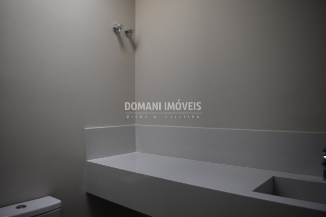Imagem Casa com 4 Quartos à Venda, 422 m² em Região De Descansópolis - Campos Do Jordão Imagem Casa com 4 Quartos à Venda, 422 m² em Região De Descansópolis - Campos Do Jordão