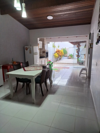Imagem Sobrado com 4 Quartos para Alugar ou Temporada, 150 m² em Monções - Matinhos Imagem Sobrado com 4 Quartos para Alugar ou Temporada, 150 m² em Monções - Matinhos