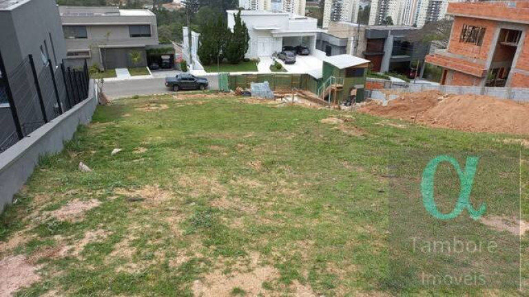 Imagem Terreno à Venda, 711 m² em Tamboré - Santana De Parnaíba Imagem Terreno à Venda, 711 m² em Tamboré - Santana De Parnaíba