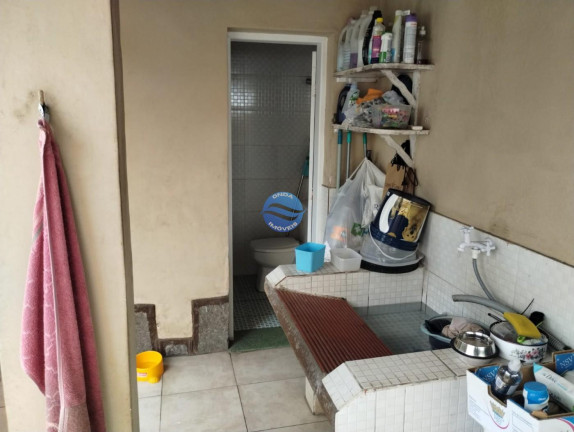 Imagem Casa com 3 Quartos à Venda, 212 m² em Embaré - Santos