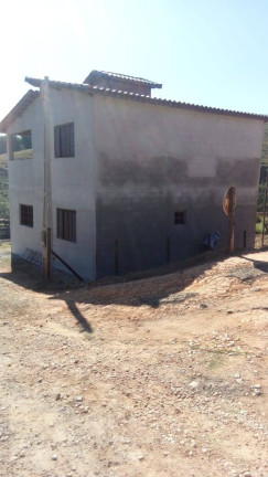 Imagem Casa com 3 Quartos à Venda, 125 m² em Centro - Paraibuna Imagem Casa com 3 Quartos à Venda, 125 m² em Centro - Paraibuna