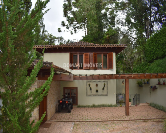Imagem Casa com 4 Quartos à Venda, 405 m² em Região Do Vale Encantado - Campos Do Jordão Imagem Casa com 4 Quartos à Venda, 405 m² em Região Do Vale Encantado - Campos Do Jordão