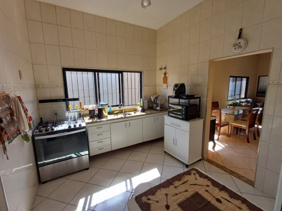 Casa com 3 Quartos à Venda, 200 m² em Núcleo Residencial Abramo Delforno - Itatiba
