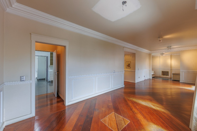 Apartamento com 4 Quartos à Venda, 188 m² em Vila Uberabinha - São Paulo