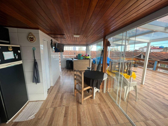 Imagem Casa com 3 Quartos à Venda, 142 m² em Maracanã - Praia Grande Imagem Casa com 3 Quartos à Venda, 142 m² em Maracanã - Praia Grande