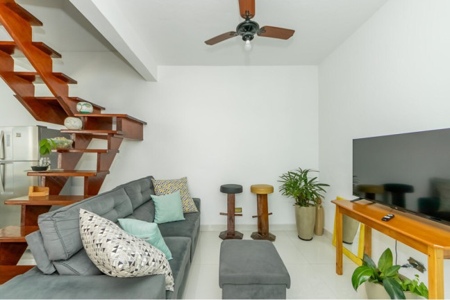 Imagem Casa com 3 Quartos à Venda, 247 m² em Guarapiranga - São Paulo