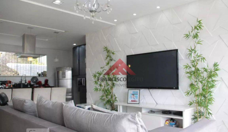 Imagem Casa com 4 Quartos à Venda, 250 m² em São Francisco - Niterói Imagem Casa com 4 Quartos à Venda, 250 m² em São Francisco - Niterói