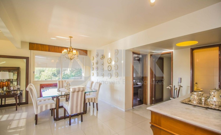 Apartamento com 3 Quartos à Venda, 164 m² em Moinhos De Vento - Porto Alegre