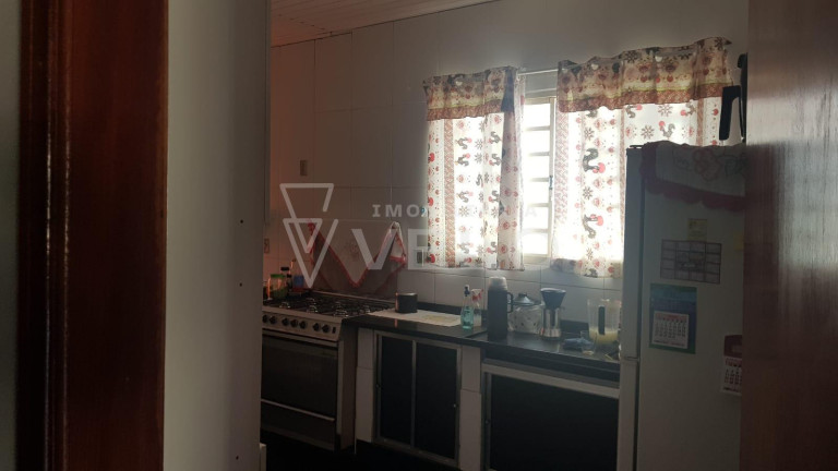 Imagem Casa com 5 Quartos à Venda, 200 m² em Centro - Itapetininga