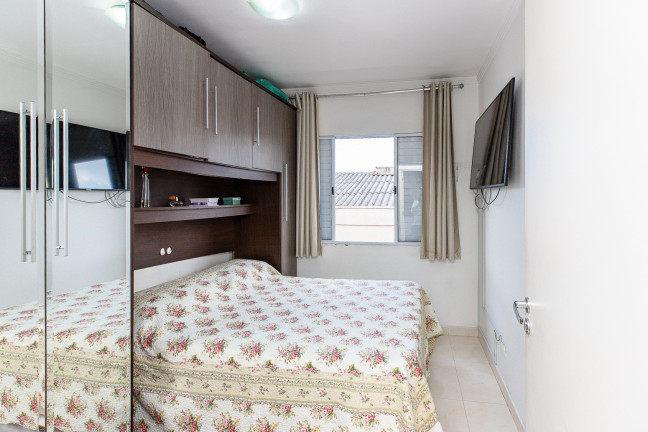 Imagem Casa com 2 Quartos à Venda, 66 m² em Vila Carmosina - São Paulo