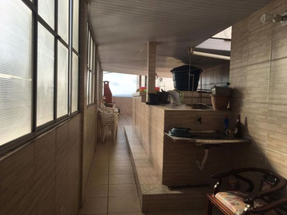 Imagem Casa com 8 Quartos à Venda, 250 m² em Dois De Julho - Salvador Imagem Casa com 8 Quartos à Venda, 250 m² em Dois De Julho - Salvador