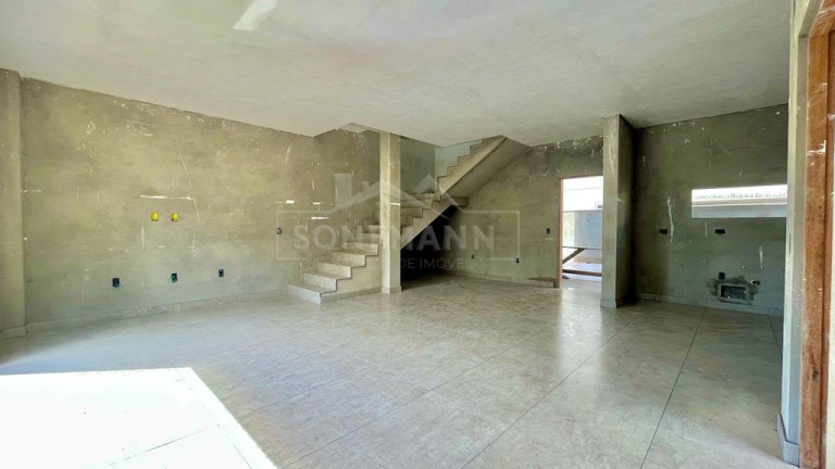 Imagem Casa com 3 Quartos à Venda, 160 m² em Córrego Grande - Florianópolis