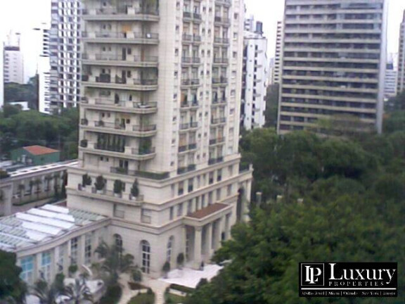 Imagem Cobertura com 4 Quartos à Venda, 822 m² em Vila Nova Conceição - São Paulo Imagem Cobertura com 4 Quartos à Venda, 822 m² em Vila Nova Conceição - São Paulo