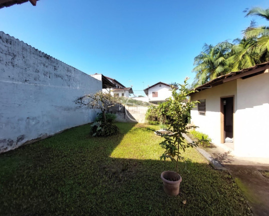 Imagem Casa com 3 Quartos à Venda, 60 m² em Glória - Joinville Imagem Casa com 3 Quartos à Venda, 60 m² em Glória - Joinville