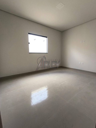 Imagem Casa com 2 Quartos à Venda, em Montes Claros Imagem Casa com 2 Quartos à Venda, em Montes Claros