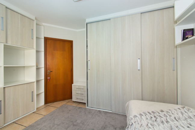 Imagem Casa com 4 Quartos à Venda, 250 m² em São José - Canoas Imagem Casa com 4 Quartos à Venda, 250 m² em São José - Canoas