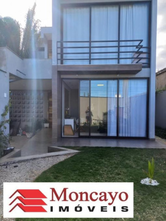 Imagem Sobrado com 3 Quartos à Venda, 381 m² em Poiares - Caraguatatuba Imagem Sobrado com 3 Quartos à Venda, 381 m² em Poiares - Caraguatatuba