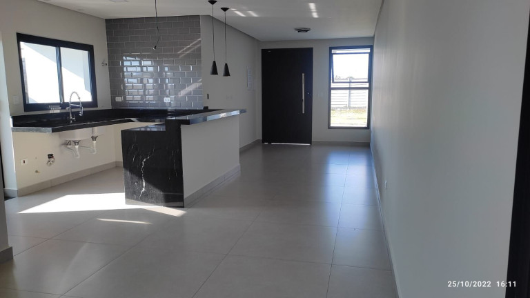 Imagem Casa com 3 Quartos à Venda, 126 m² em Jardim Jacinto - Jacareí Imagem Casa com 3 Quartos à Venda, 126 m² em Jardim Jacinto - Jacareí