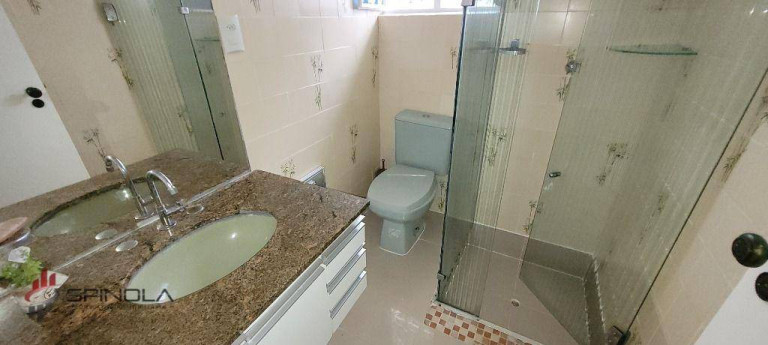 Imagem Casa com 7 Quartos à Venda, 400 m² em Balneário Flórida - Praia Grande Imagem Casa com 7 Quartos à Venda, 400 m² em Balneário Flórida - Praia Grande