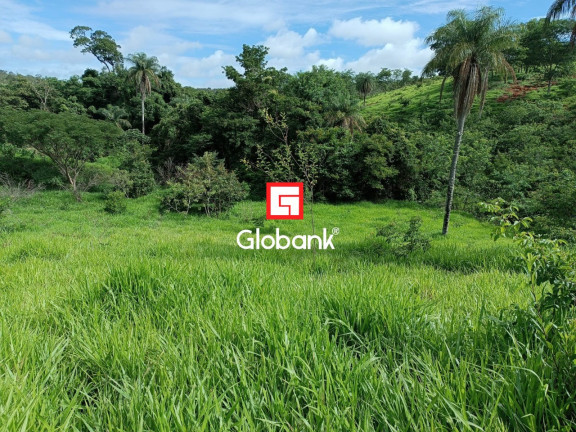 Imagem Imóvel com 3 Quartos à Venda, em Extrema - Montes Claros Imagem Imóvel com 3 Quartos à Venda, em Extrema - Montes Claros