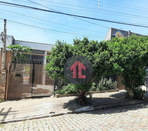 Casa com 6 Quartos à Venda, 260 m² em Vila Jequitibás - Campinas