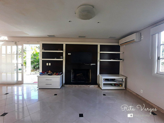 Imagem Imóvel com 3 Quartos à Venda, 304 m² em Centro - Viamão