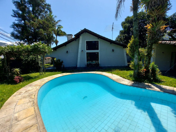 Imagem Casa com 3 Quartos à Venda, 166 m² em Carlos Guinle - Teresópolis