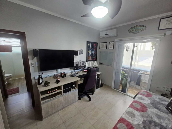 Imagem Apartamento com 2 Quartos à Venda, 70 m² em José Menino - Santos
