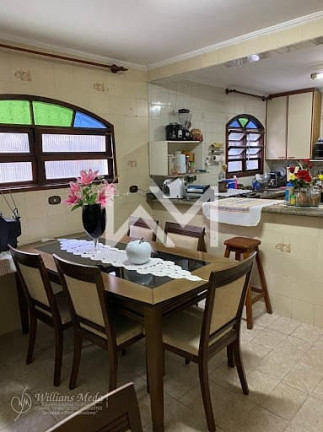 Imagem Sobrado com 4 Quartos à Venda, 216 m² em Jardim Santa Mena - Guarulhos Imagem Sobrado com 4 Quartos à Venda, 216 m² em Jardim Santa Mena - Guarulhos