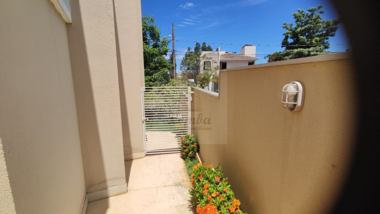Imagem Casa com 5 Quartos à Venda, 382 m² em Jardim Itália - Cuiabá Imagem Casa com 5 Quartos à Venda, 382 m² em Jardim Itália - Cuiabá