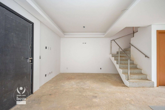 Imagem Sobrado com 3 Quartos à Venda, 112 m² em Santa Cândida - Curitiba