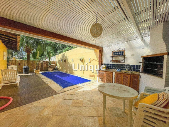 Imagem Casa com 4 Quartos à Venda, 180 m² em Ferradura - Armação Dos Búzios Imagem Casa com 4 Quartos à Venda, 180 m² em Ferradura - Armação Dos Búzios