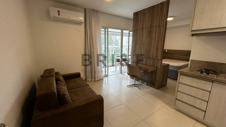 Apartamento com 1 Quarto para Alugar, 43 m² em Brooklin - São Paulo