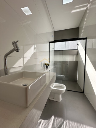 Imagem Casa com 3 Quartos à Venda, 141 m² em Jardim Buriti Sereno - Aparecida De Goiânia