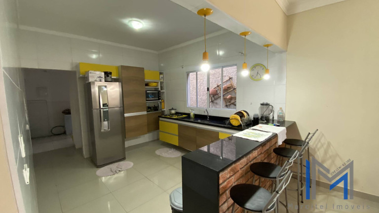 Imagem Casa com 3 Quartos à Venda, 125 m² em Vila Martins - Carapicuíba
