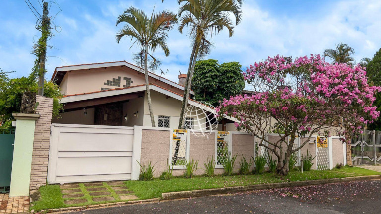 Imagem Casa com 3 Quartos à Venda ou Locação, 302 m² em Jardim Itaperi - Atibaia Imagem Casa com 3 Quartos à Venda ou Locação, 302 m² em Jardim Itaperi - Atibaia