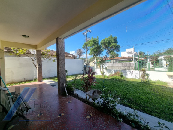 Imagem Casa com 3 Quartos à Venda, 168 m² em Centro - Ubatuba Imagem Casa com 3 Quartos à Venda, 168 m² em Centro - Ubatuba