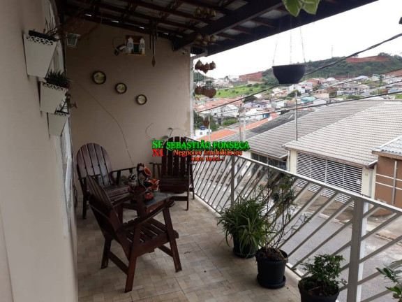 Sobrado com 4 Quartos à Venda, 140 m² em Jardim Santa Júlia - São José Dos Campos