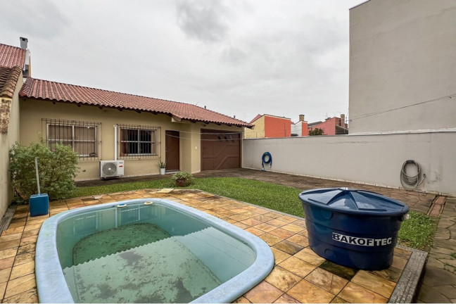 Imagem Casa com 3 Quartos à Venda, 241 m² em São José - Canoas Imagem Casa com 3 Quartos à Venda, 241 m² em São José - Canoas
